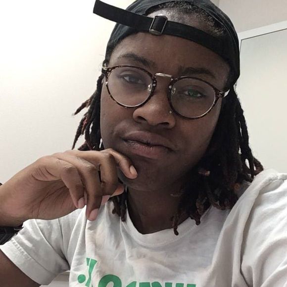 Meet your Posher, Valerie - Picture 1 of 1